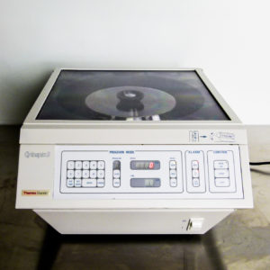 Thermo Shandon Cytospin 3 Cytocentrifuge with Rotor
