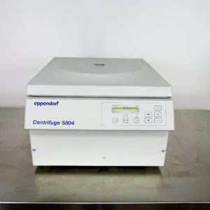 Eppendorf 5804 Centrifuge with A-4-44 rotor and buckets